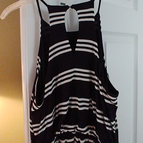 Loft Maxi Dress - Picture 2 of 4